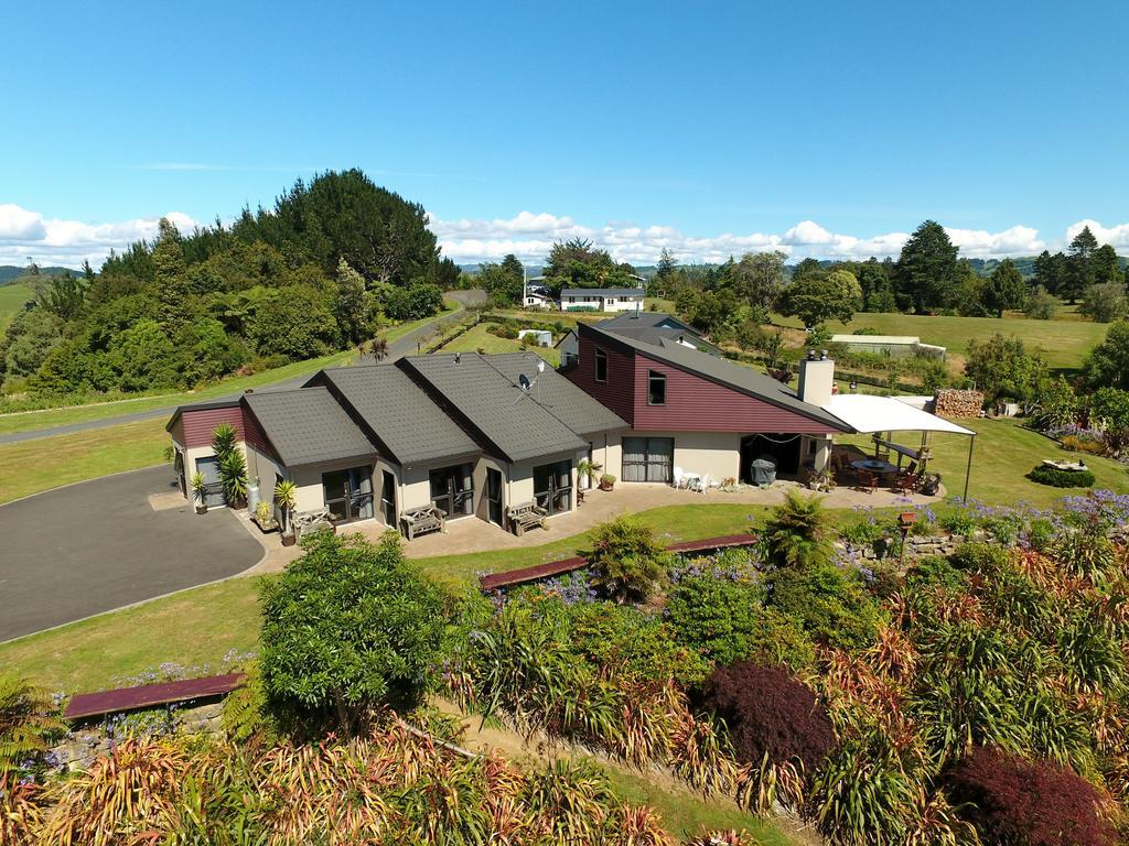 Waitomo Golfstays B&B Otorohanga Bagian luar foto